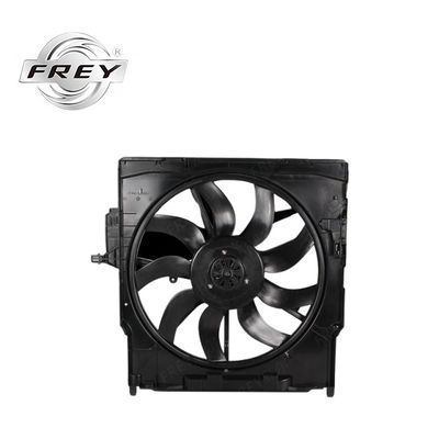 Ventilateur 17427616104 de radiateur des pièces 850W de refroidissement de moteur de BMW X5 E70 X6 E71 E72