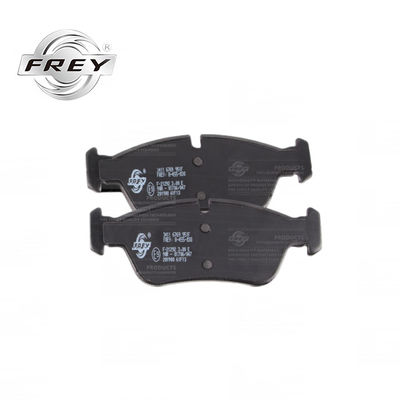 En Stock Frey Auto Parts Ensembles de plaquettes de frein avant NAO OEM 34116769951 Pour BMW E81 E82 Système de freinage de voiture