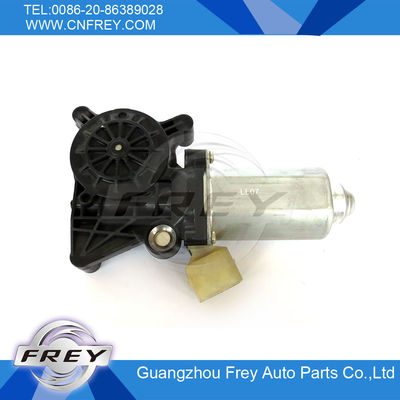 Moteur de lève-vitre 2108205742 pour Mercedes W202 W210