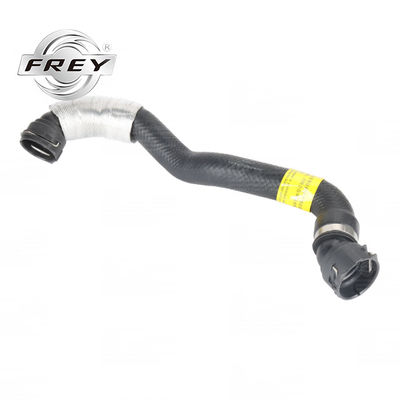 Tuyau de radiateur de la voiture 17127552407, tuyau de liquide réfrigérant de l'eau de BMW N43 E90 88 E82