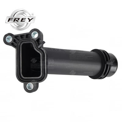 Connecteur 11127810707 de système de refroidissement de pièces de refroidissement de moteur d'E70N E71 E84